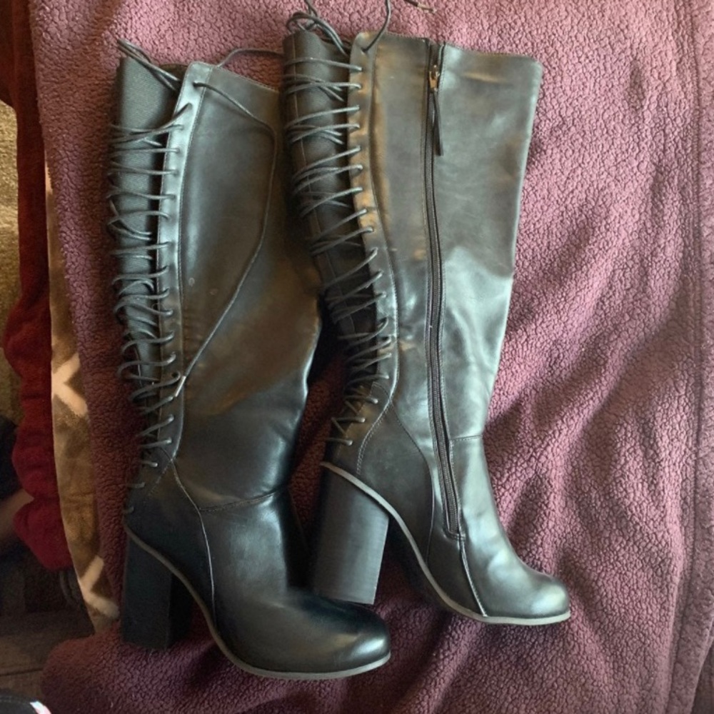Torrid Lace Up Back Heel Boots